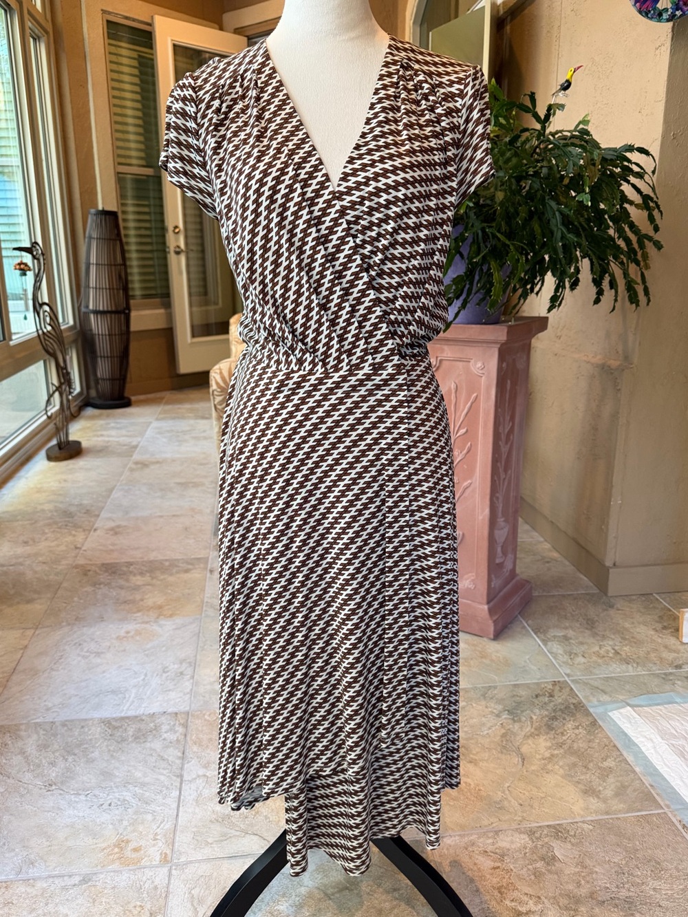 Tory Burch Brown and White Houndstooth Wrap-Style Midi Dress